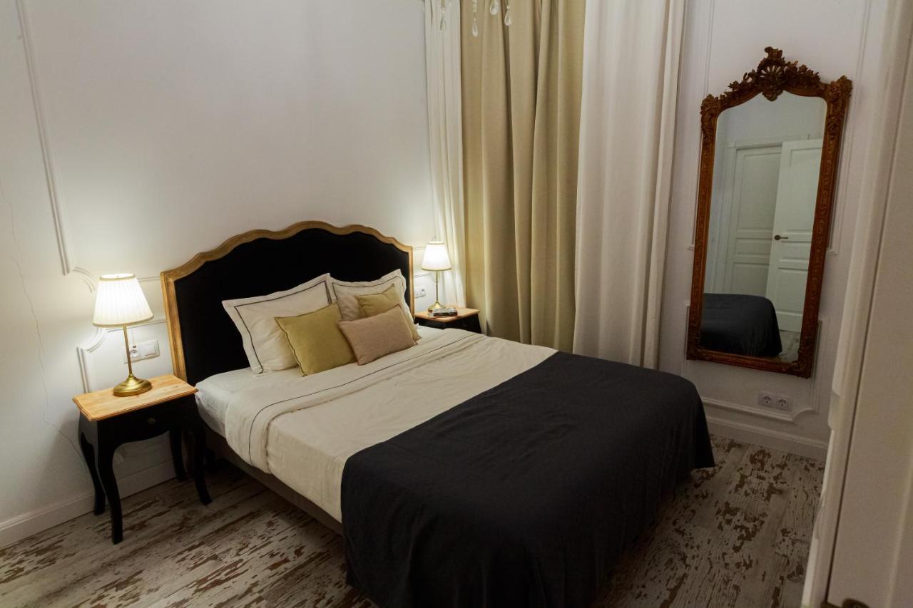 La Luna Suite In Old Town Of Málaga Buitenkant foto