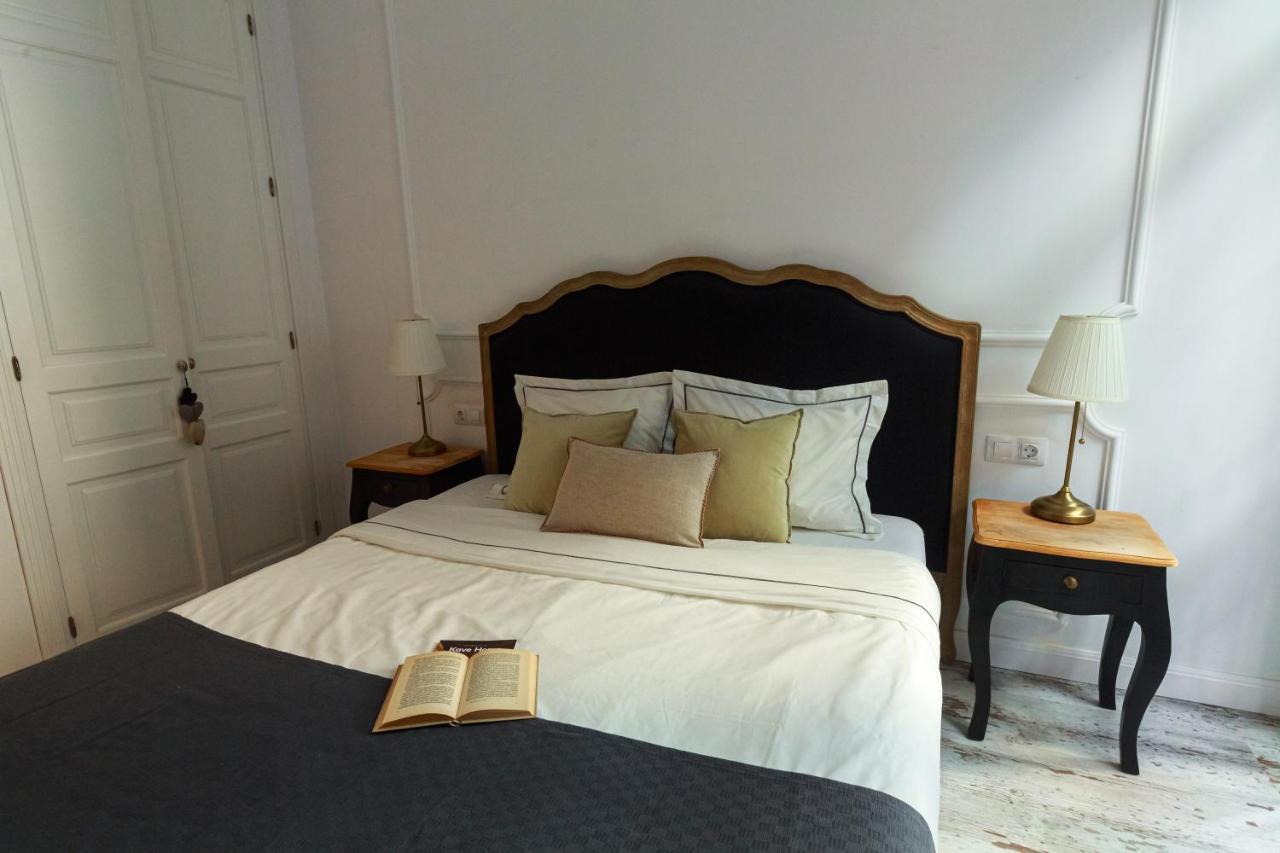La Luna Suite In Old Town Of Málaga Buitenkant foto