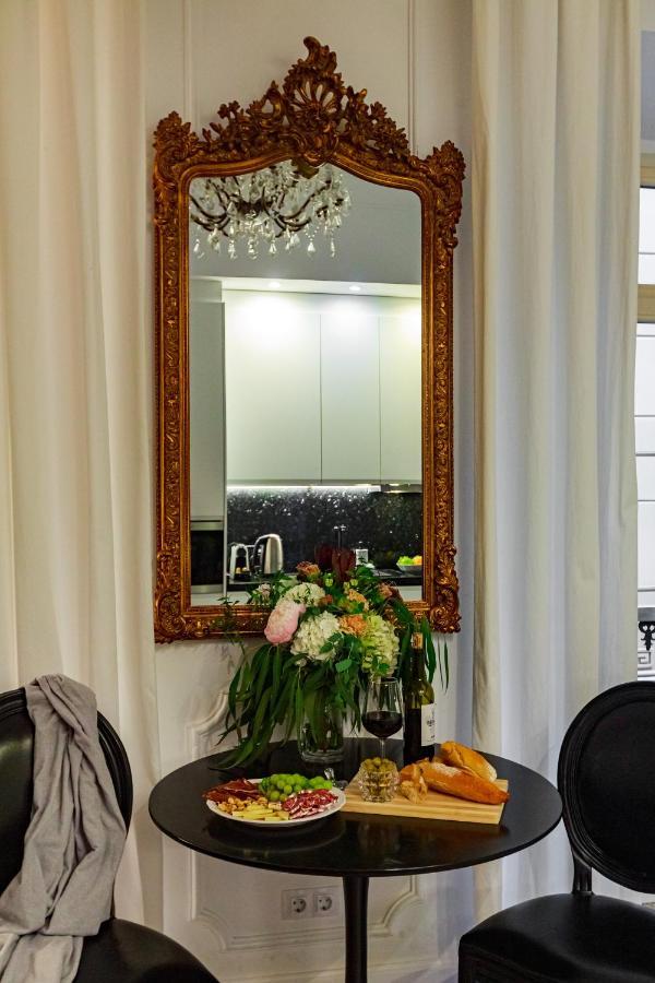 La Luna Suite In Old Town Of Málaga Buitenkant foto