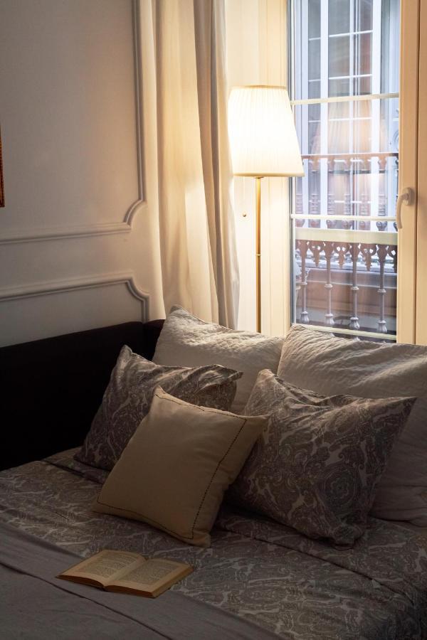 La Luna Suite In Old Town Of Málaga Buitenkant foto
